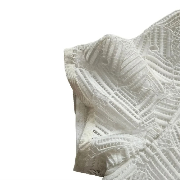 Lida Biday White Shift Dress With Lace  Overlay - Picture 3 of 7